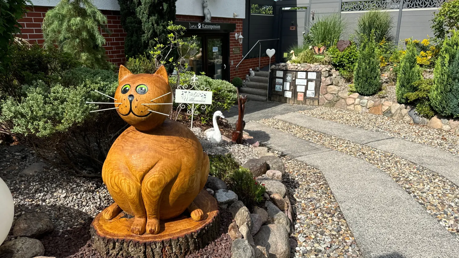 Gehege & Zimmer von Danas Katzenpension